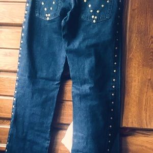 Dolce & Gabanna size 34 jeans 🤩sale button